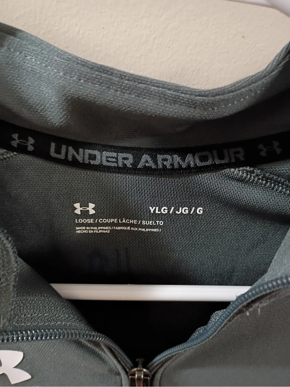 Under Armour Boys Half-Zip Jacket in Dark Gray